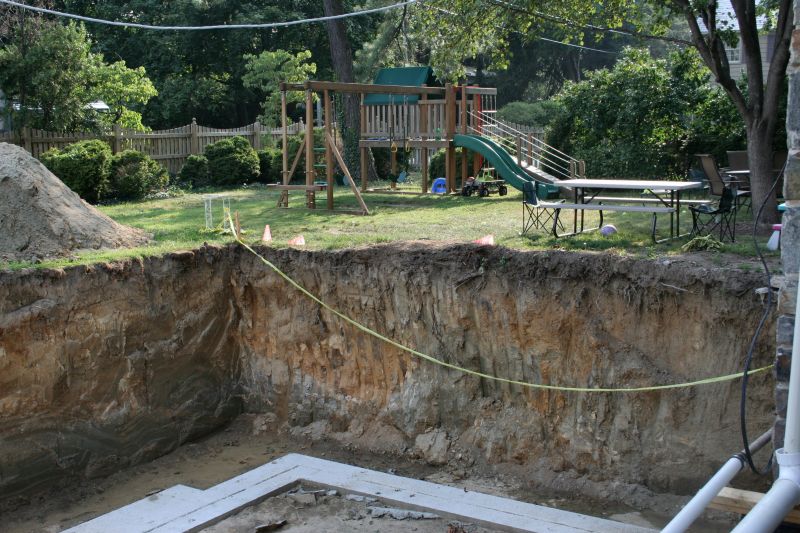 Crawlspace Excavation in Houston, TX